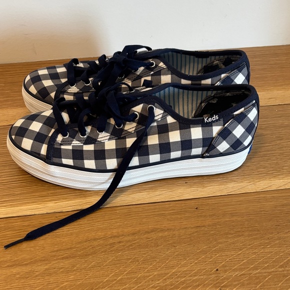 Keds Navy and White Sneakers - Picture 3 of 6